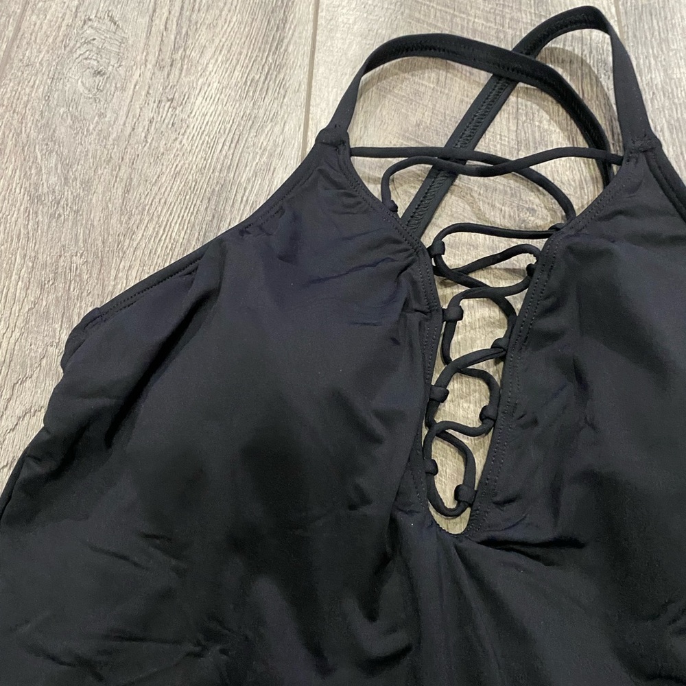 La Blanca Island Goddess One Piece - Picture 10 of 16